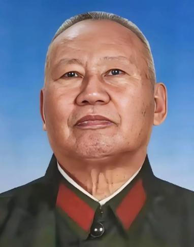 1978年，原空军副司令张积慧被撤职，被关了两年后，转业的他，到成都420厂当副