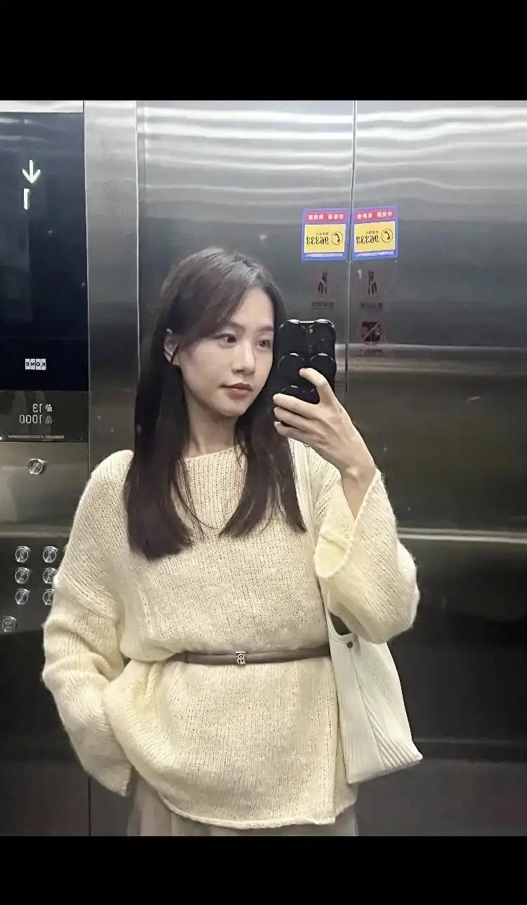 这身打扮如何，清新吗？？