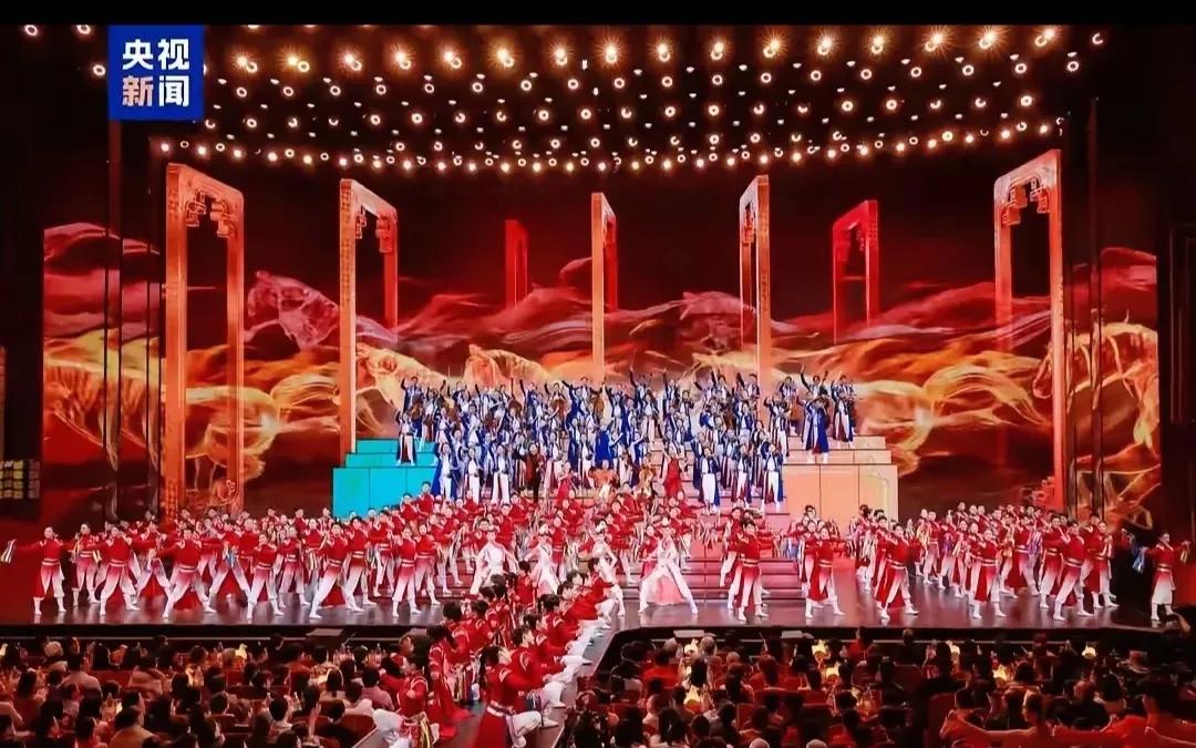 央视春晚看了不到一小时，电视直接让我关了，这心里头是真的堵得慌。