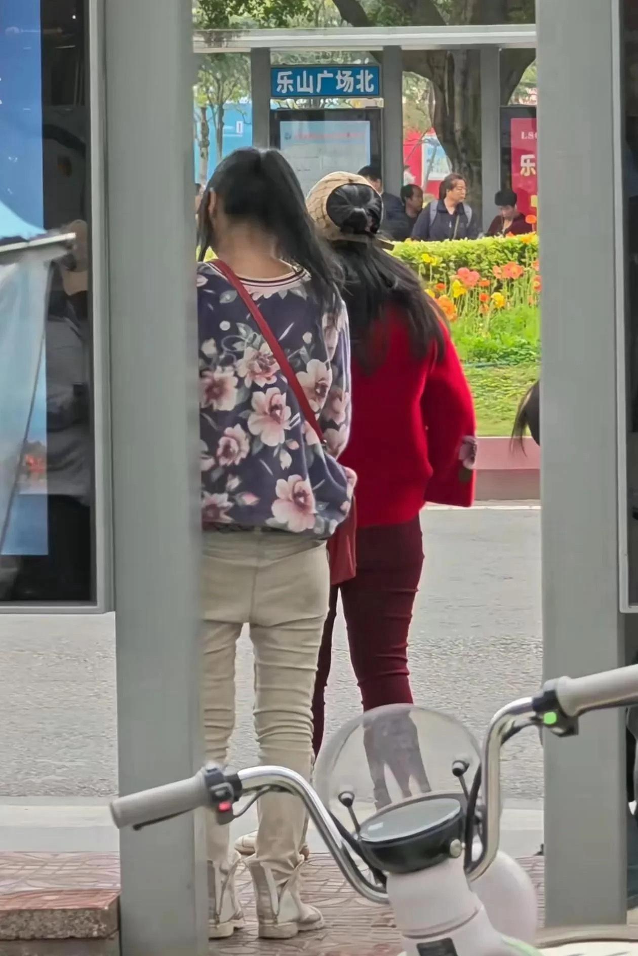 光看后面也没有搭讪的欲望啊