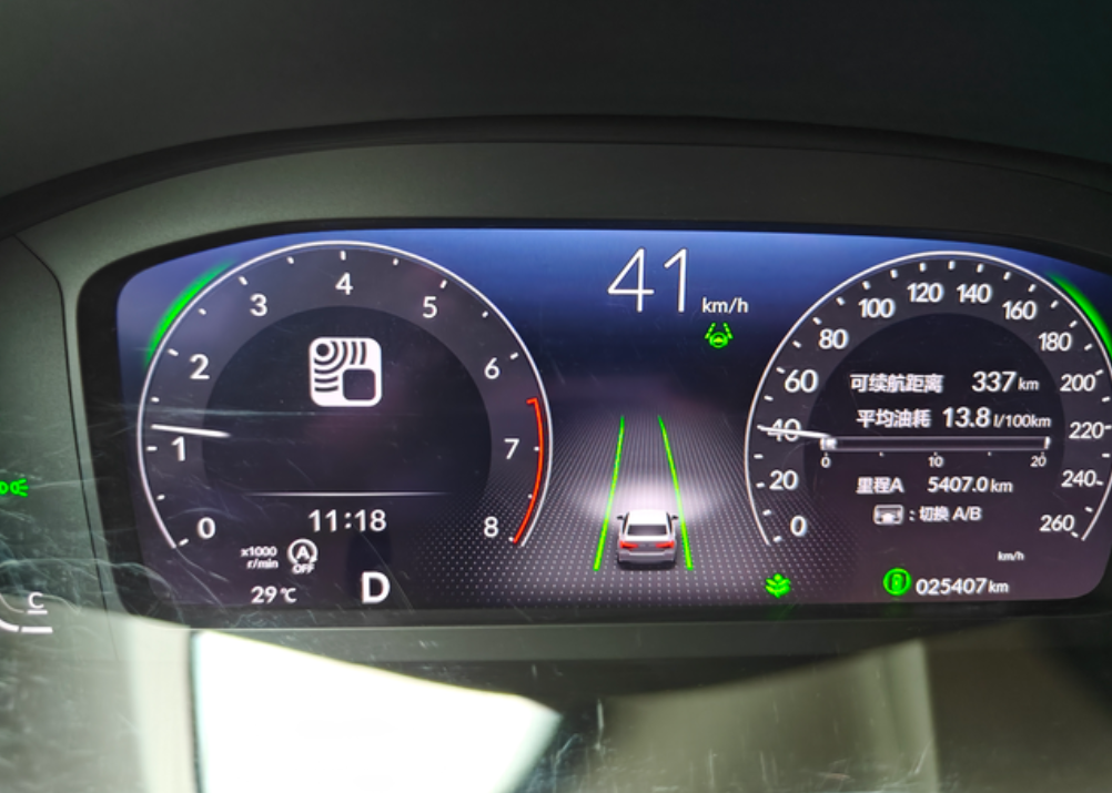 首批11代思域车主，已经跑了25000公里了，分享下用车情况，先吐槽缺点，1.