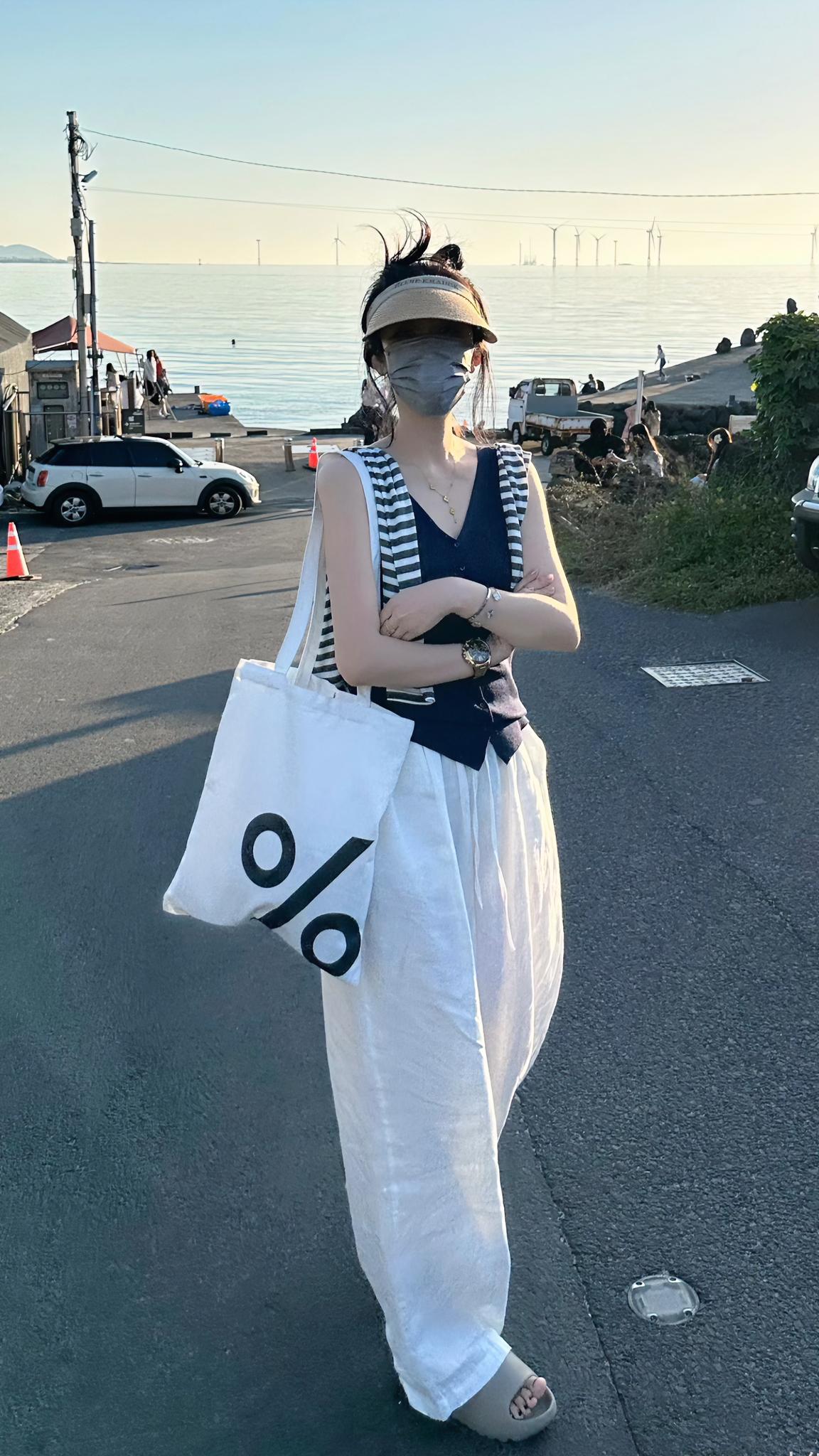 穿搭的方式简单点。