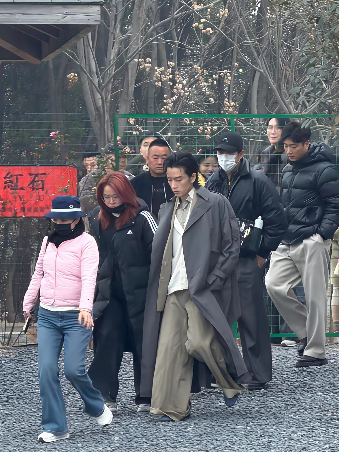 这居然是陈晓，天呐，陈晓好帅啊，现在状态越来越好了，180帅哥，低调不了一点，据