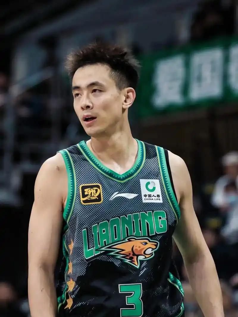 队魂复出！辽宁82-75战胜新疆，一战打出了2个无可争议的事实！1.有没赵继