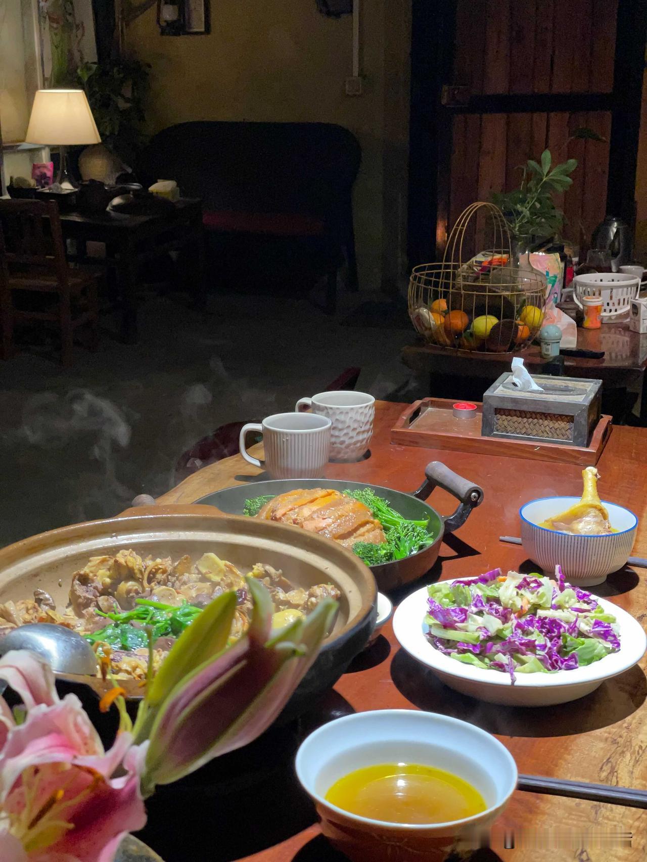 现在农村到底还有没有真正的有机蔬菜？我觉得还是有的。就像我自己，在农村小院里种了