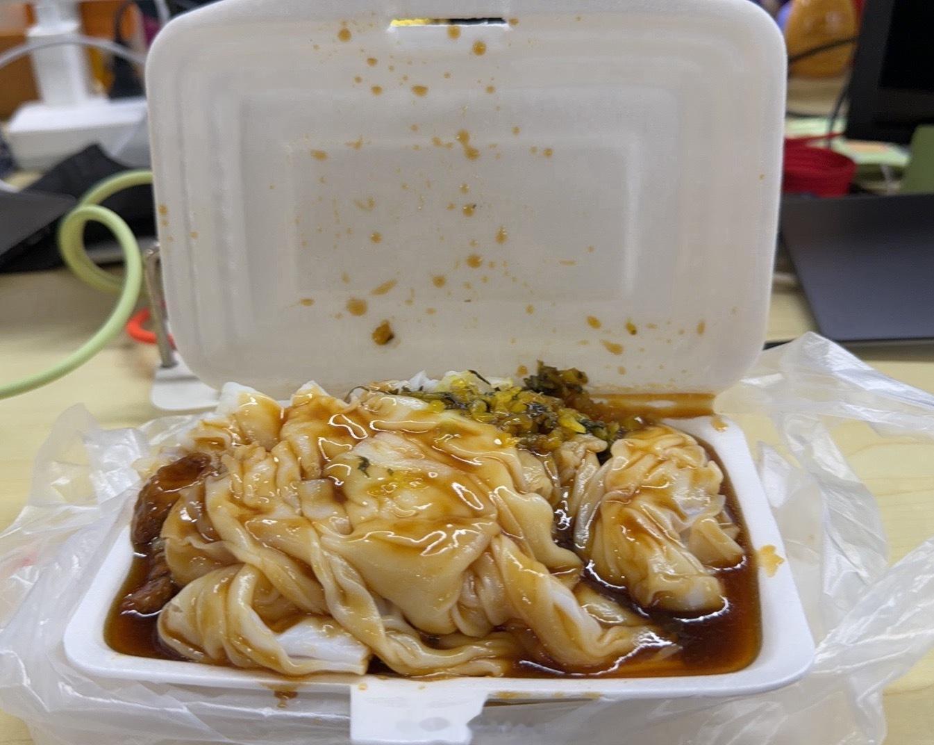 早睡真的可以改命早睡早起还真的有好运，不太堵车的同时，还有美味早餐可以吃。第一