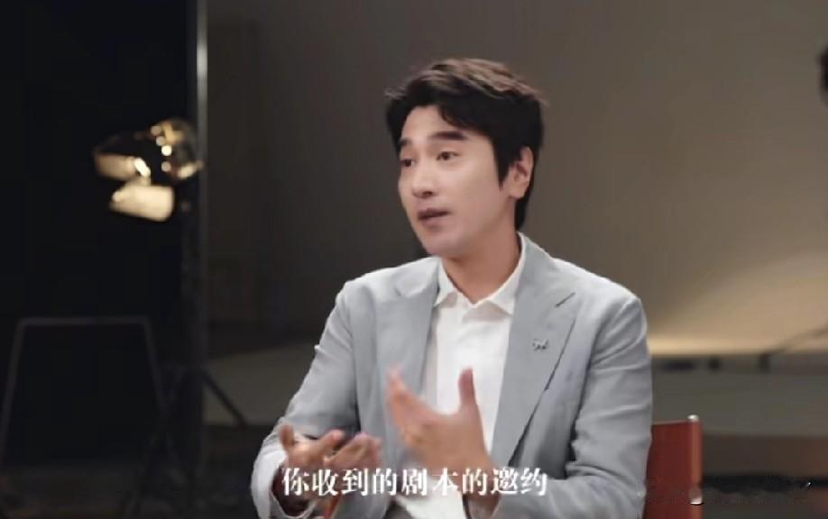 赵又廷最近的一番大实话，真是把影视界的现状给亮出来了！在采访中赵又廷自嘲，现