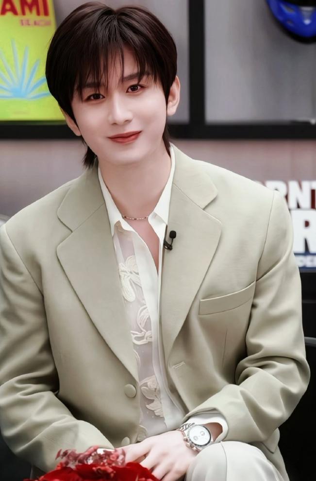 成毅26年到期商务已达7个！成毅26年暂未官宣新商务，不过已经有包含芭妮兰，玫