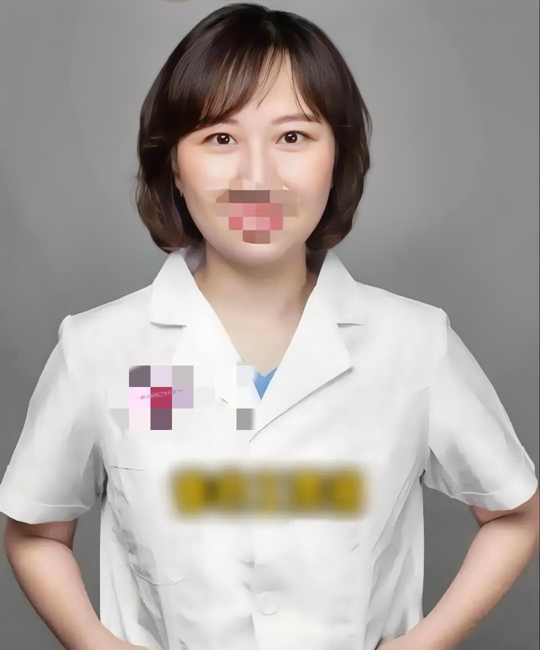 不出所料的话，一“战”成名的曾医生过两天就要回来上班了。没办法，情况太紧