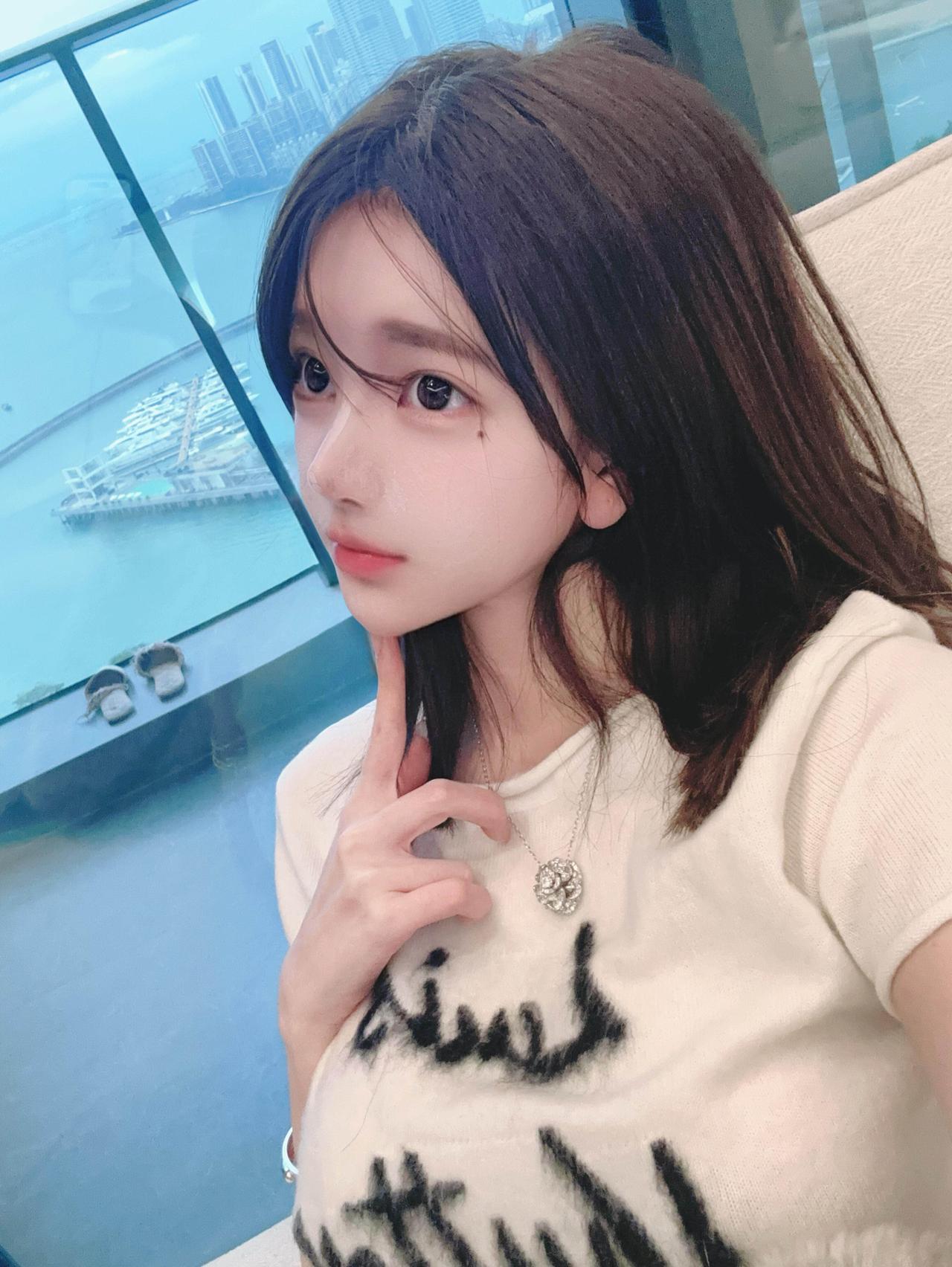 🐈‍⬛‧₊˚⋆♡̷☆₊最近状态超好嘟ootd