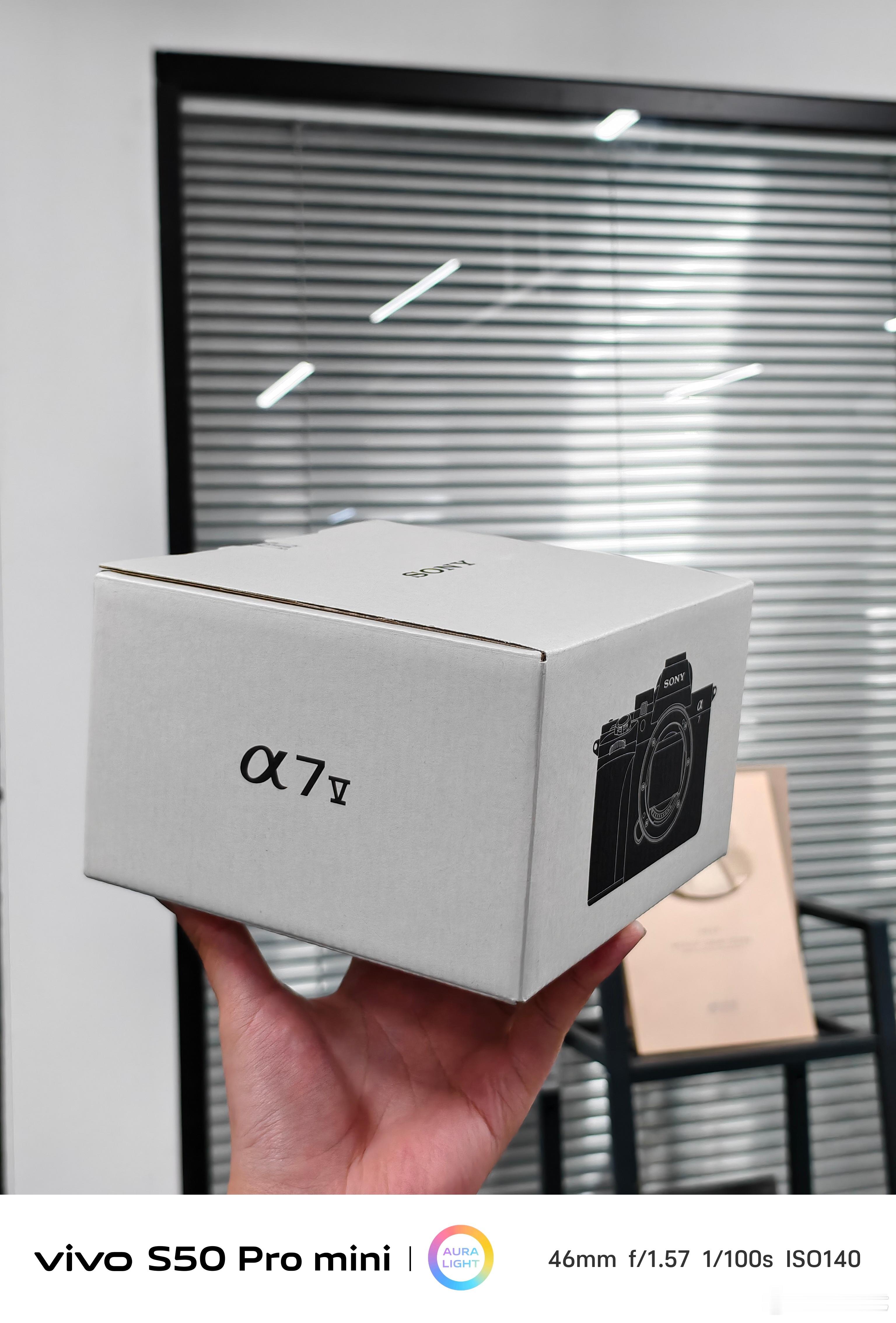 等了一个多月，我的索尼A7M5终于到货了…小自媒体工作室最划算的投入就是购买器材