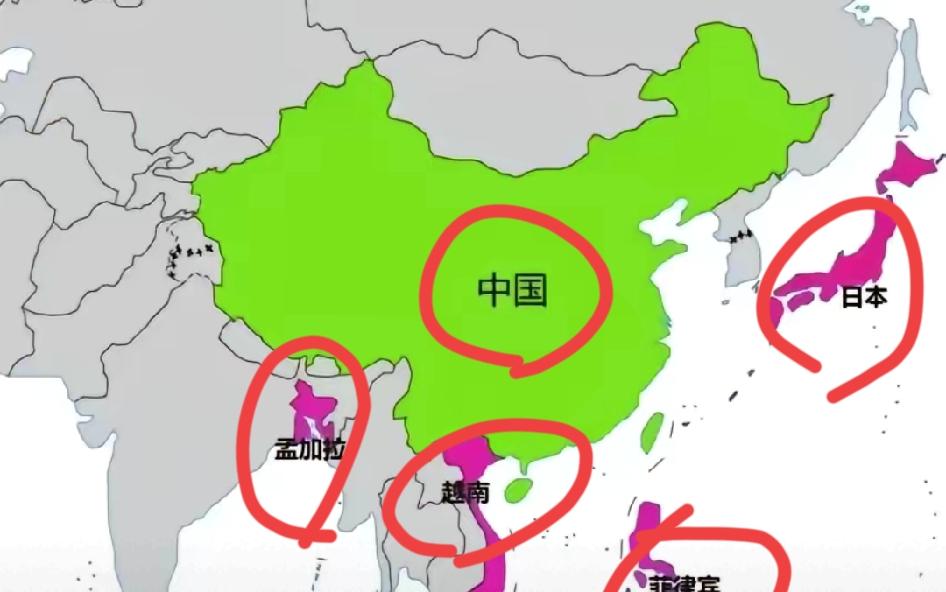 中国周边藏着个有趣现象：不少面积没超40万平方公里的国家，人口却破亿，孟加拉国、