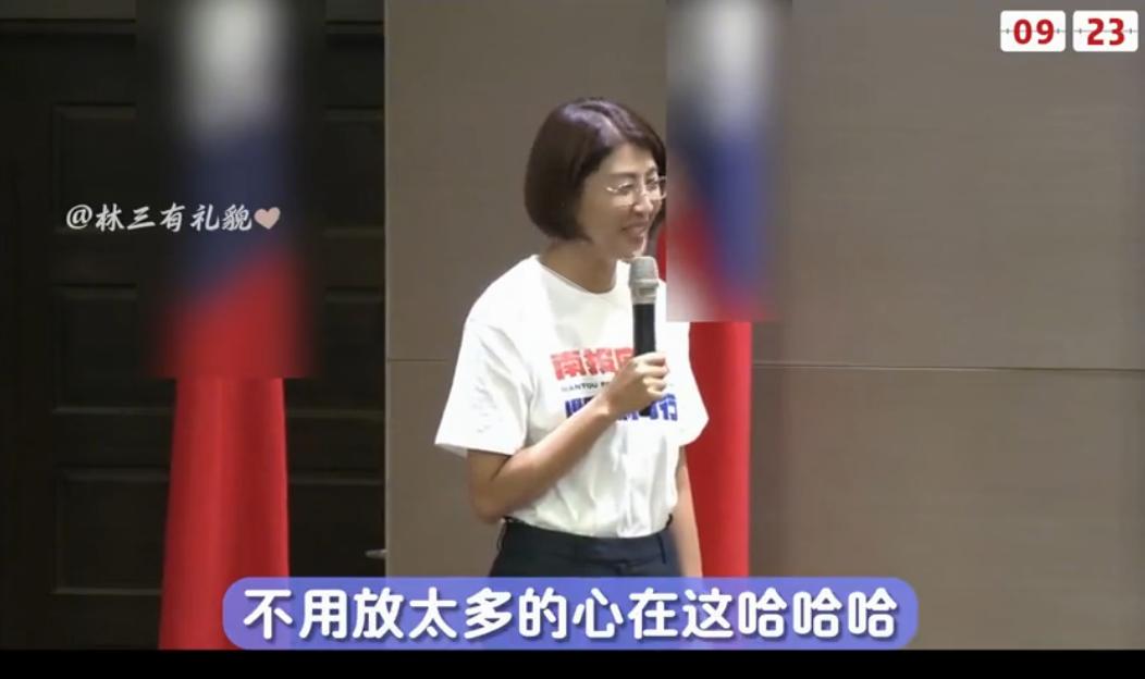 要是国民党内多几个许淑华，那郑丽文就轻松多了。南投县长许淑华今天公开对郑丽
