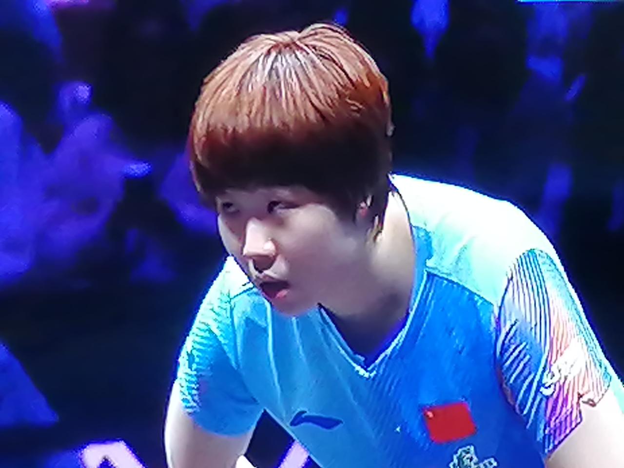 蒯曼加油，张本美和跑到你前面去了。重庆冠军赛蒯曼输给了张本美和。积分比张本美