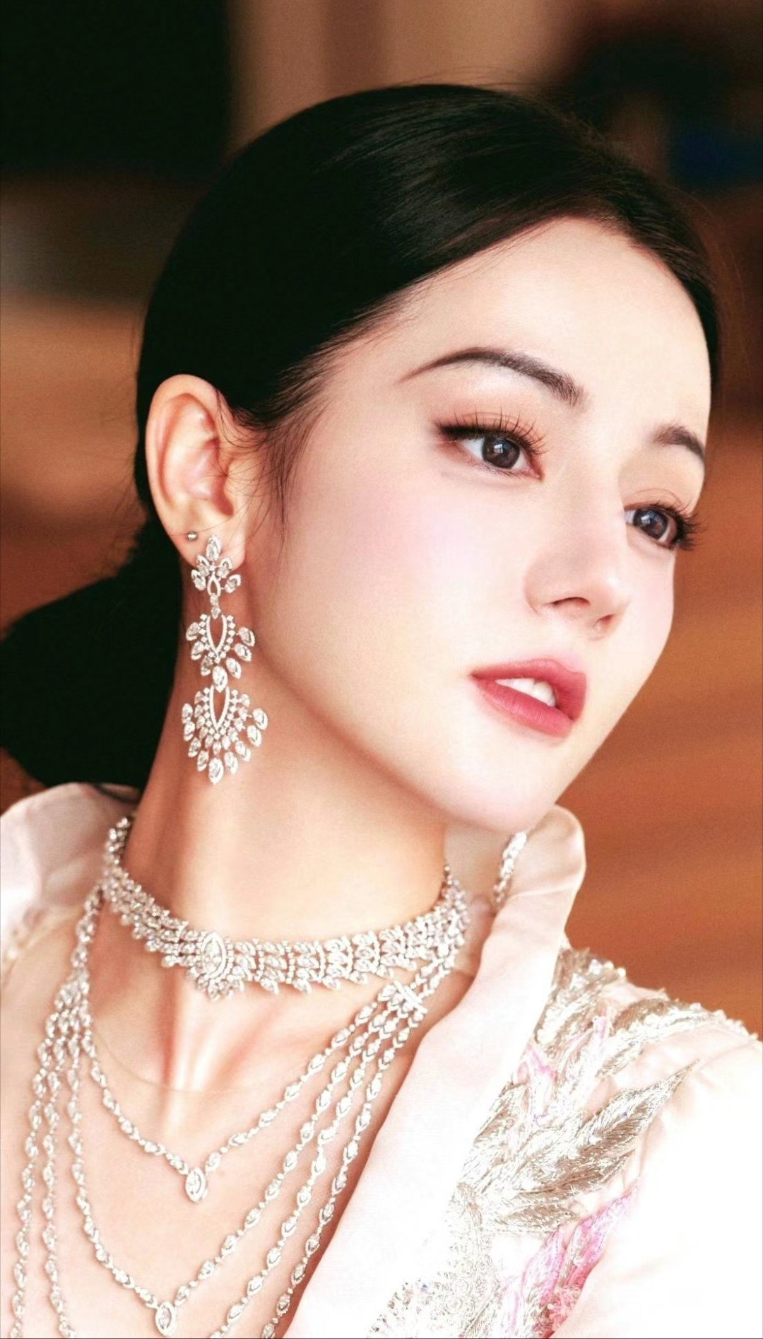 迪丽热巴｜热巴的骨相真的绝了我只能说