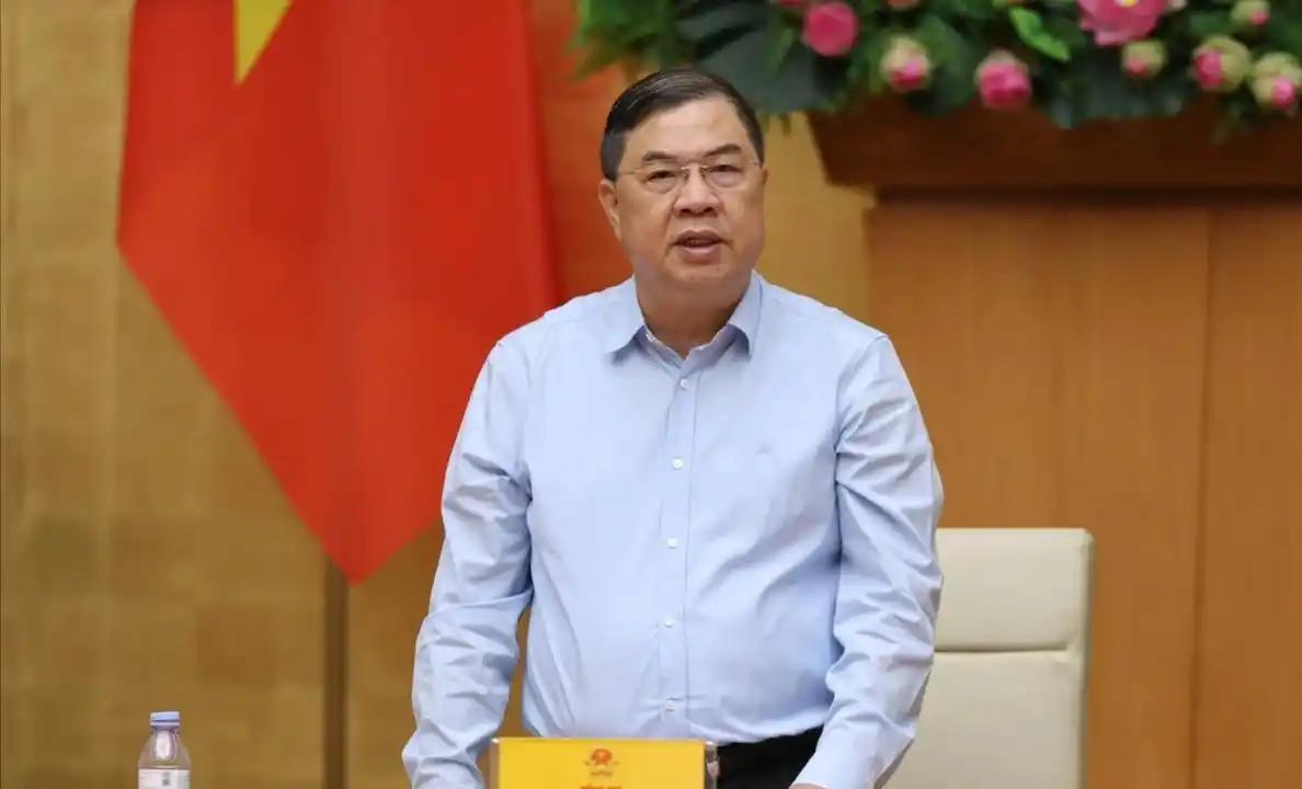 越南的核心诉求可以说相当直白。其一，希望获取半导体、人工智能等前沿技术转移，快速