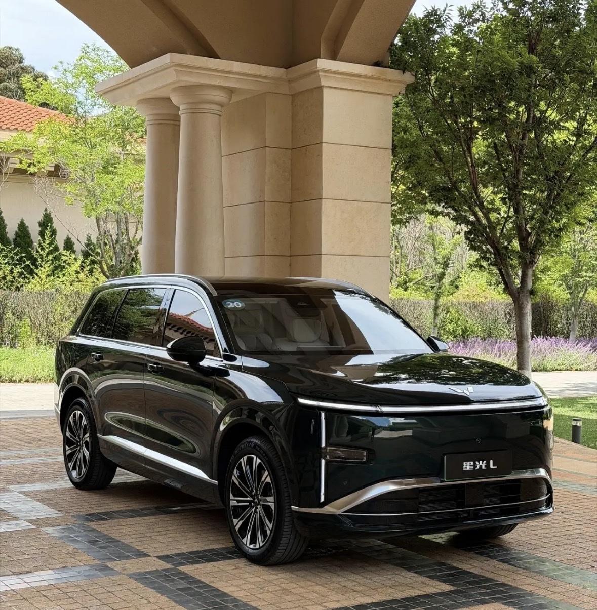 实打实摆在眼前的用车账现实：1、油车——平均每公里花费0.7元；2、混动