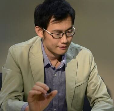 倪张根一句“卞相壹别来”，梦百合杯直接卡壳。韩国棋院急了，中国棋协也挠头。