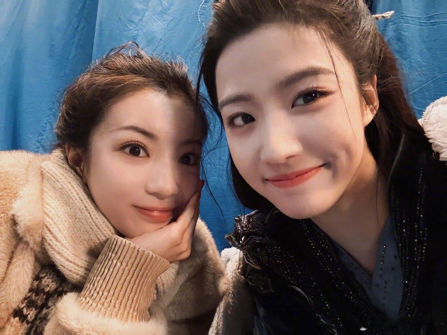 张雅钦对卢昱晓的偏爱藏不住了张雅钦卢昱晓的相处也太戳人！卢昱晓曝雅钦超会夸人，