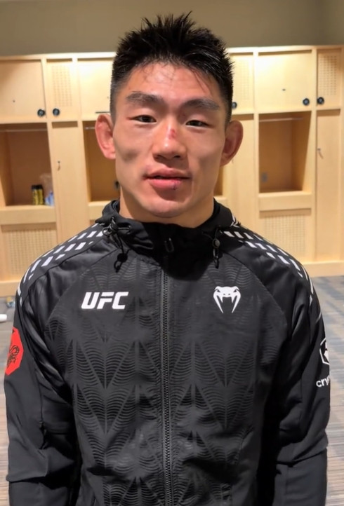 宋亚东发文: 真心跟所有人说声抱歉, 在我心里没碾压蜜糖就是输了