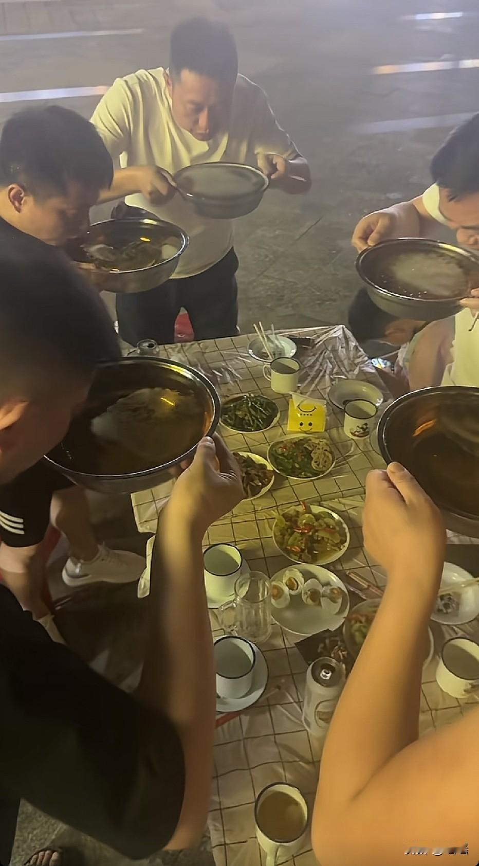 这在沈阳都是弟弟
