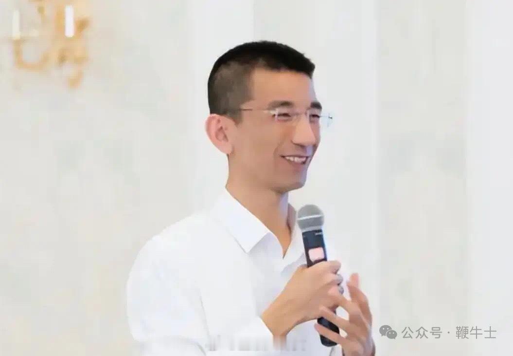 曝孙东旭或将离职目前已经进入休假状态，东方甄选近期股价从11港元暴涨到50港元