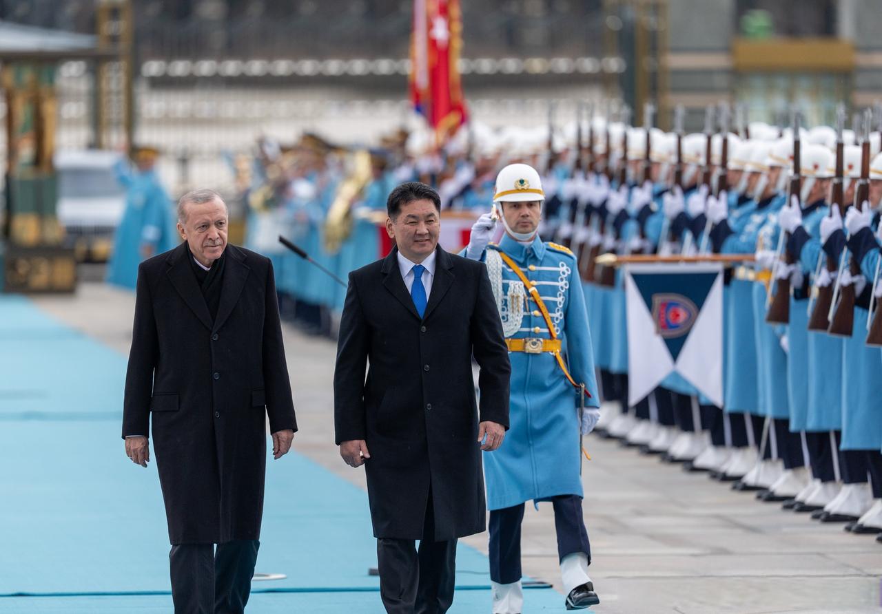 蒙古国又出昏招！蒙古国女外长巴特策策格狂妄至极，推行“第三邻国”政策，想要越过中