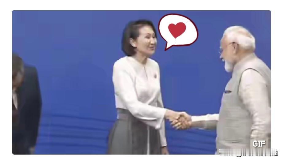 莫迪真是成了上合峰会的笑话了？同样是走出来与东道主吉尔吉斯斯坦总统夫妇萨德尔·扎