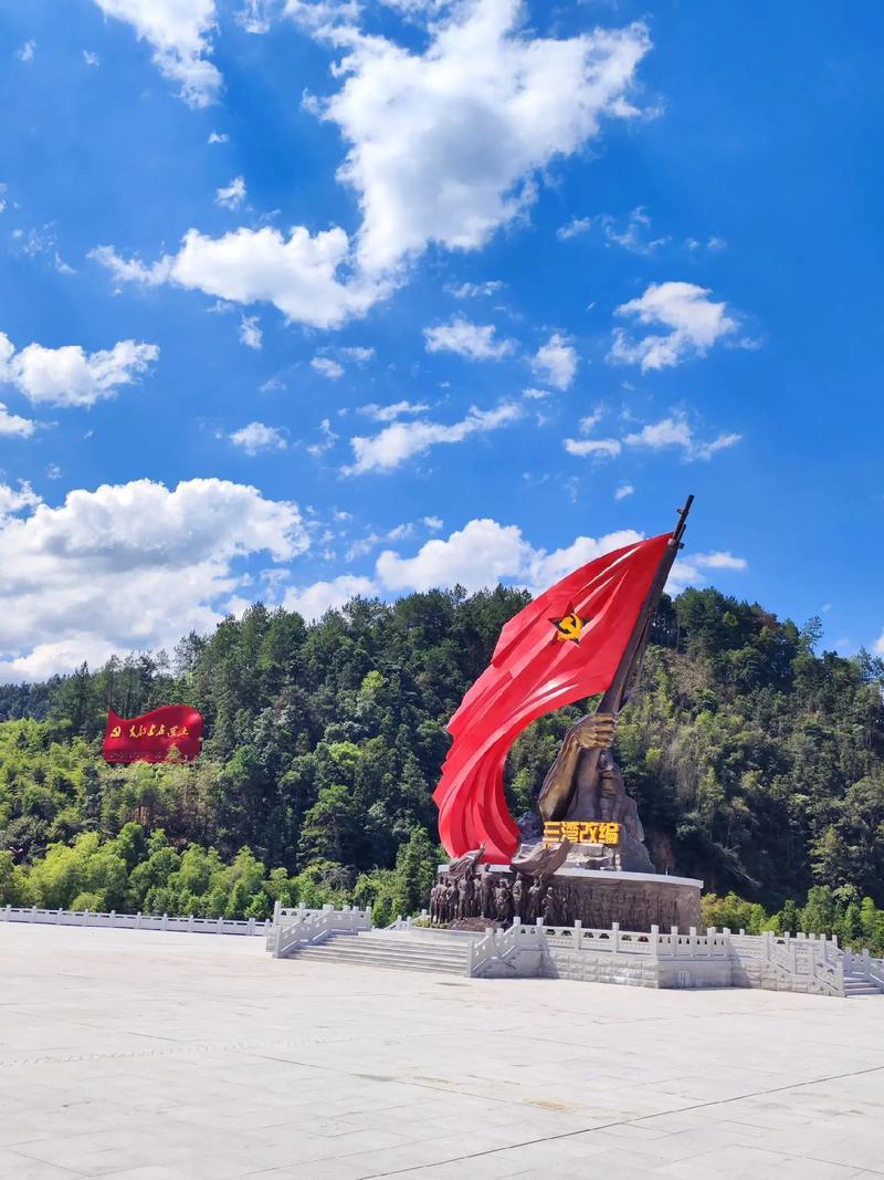 你对“枪杆子里面出政权”怎么看