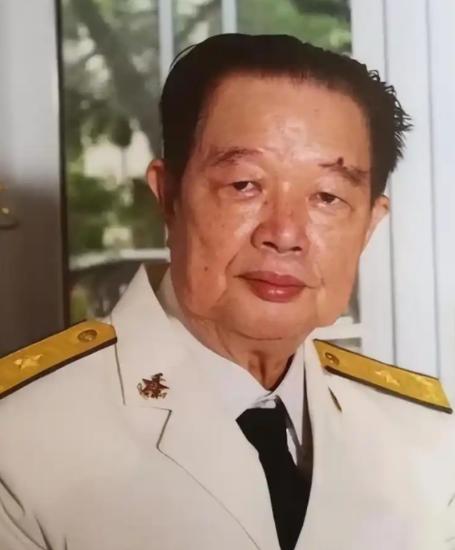 中国不开第一枪！金一南教授说过：“如果不是1988年陈伟文将军果断亮剑，击沉越军