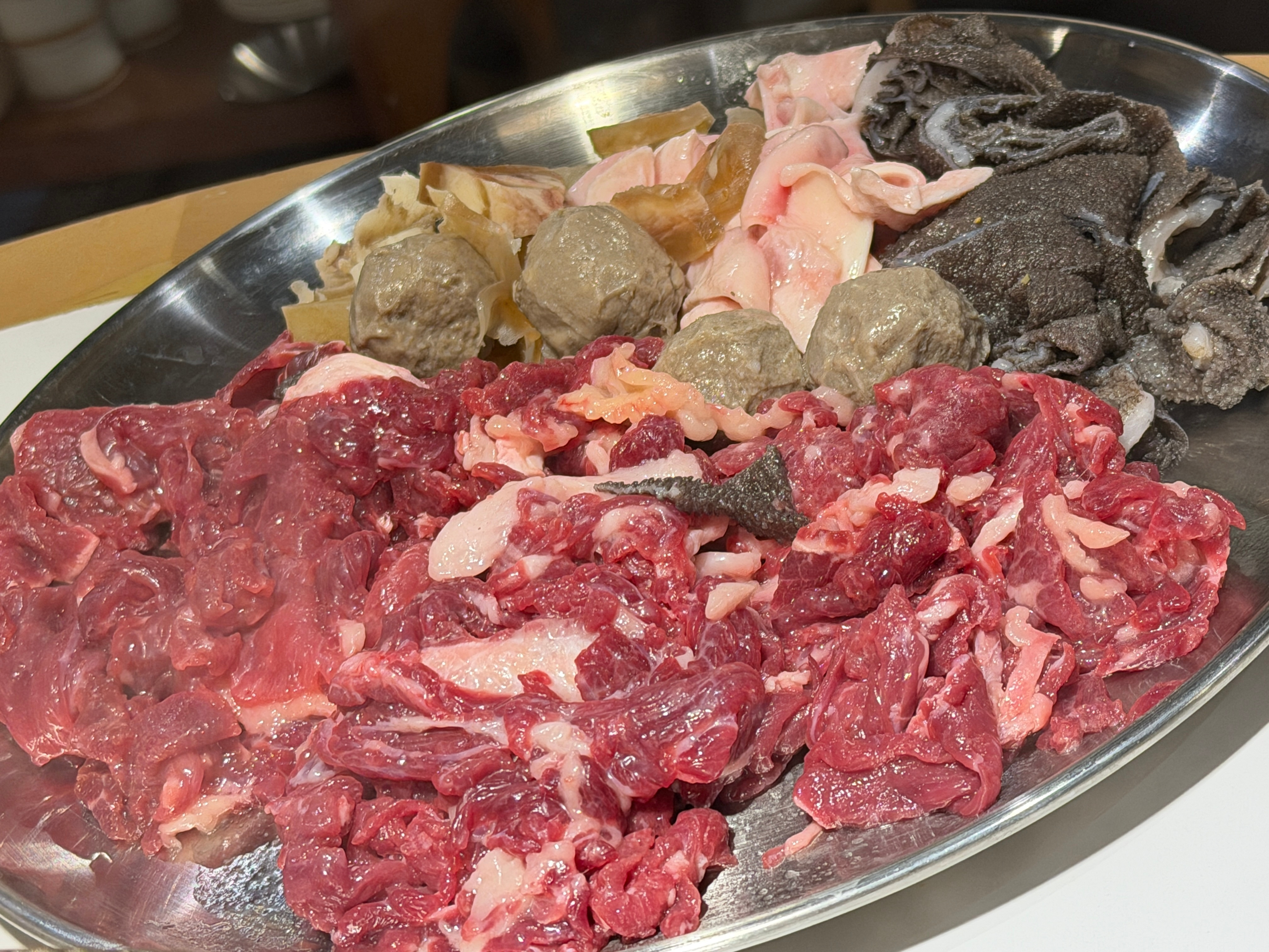 朋友端一盆上来的时候我人都傻了你们男的都这么能吃嘛…