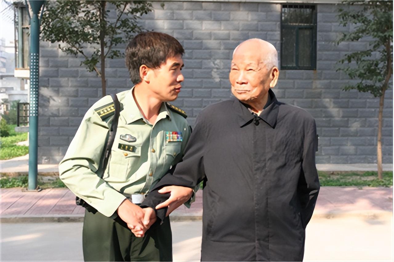 1984年，51岁的重庆市委书记王茂全，突然接到一纸调令，让他去当江北县委书记。