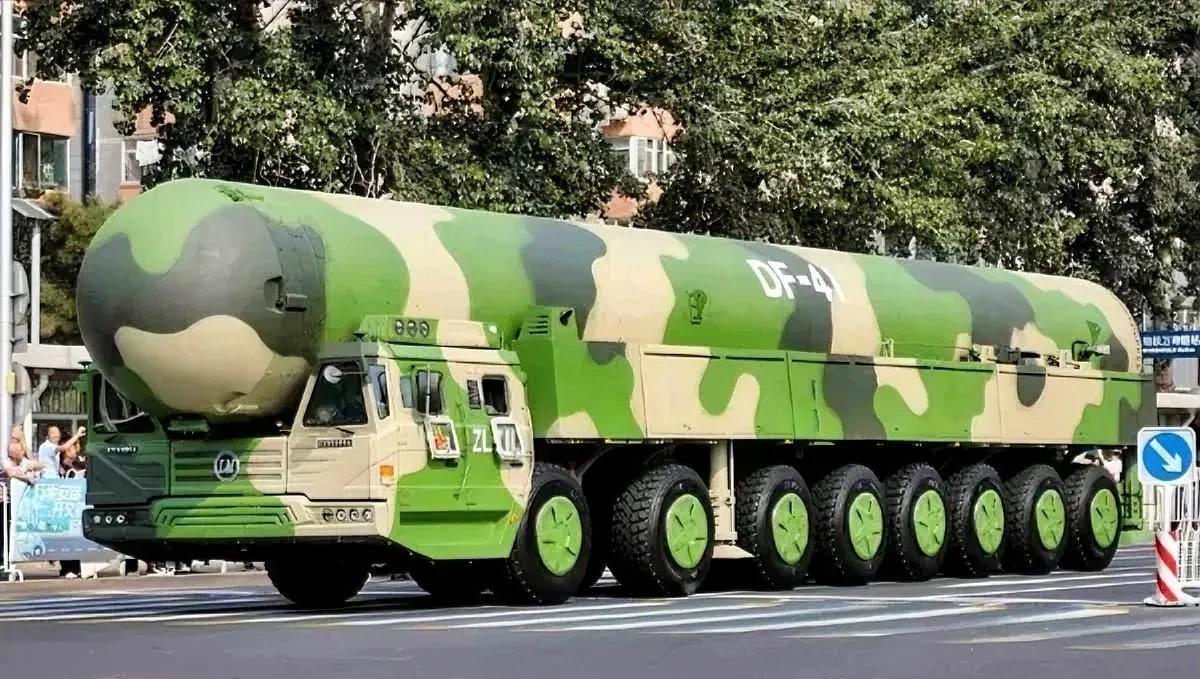 一些移民美国，欧美的华人，为什么敢在外网，甚至大陆互联网上公开骂中国，骂国人，贬