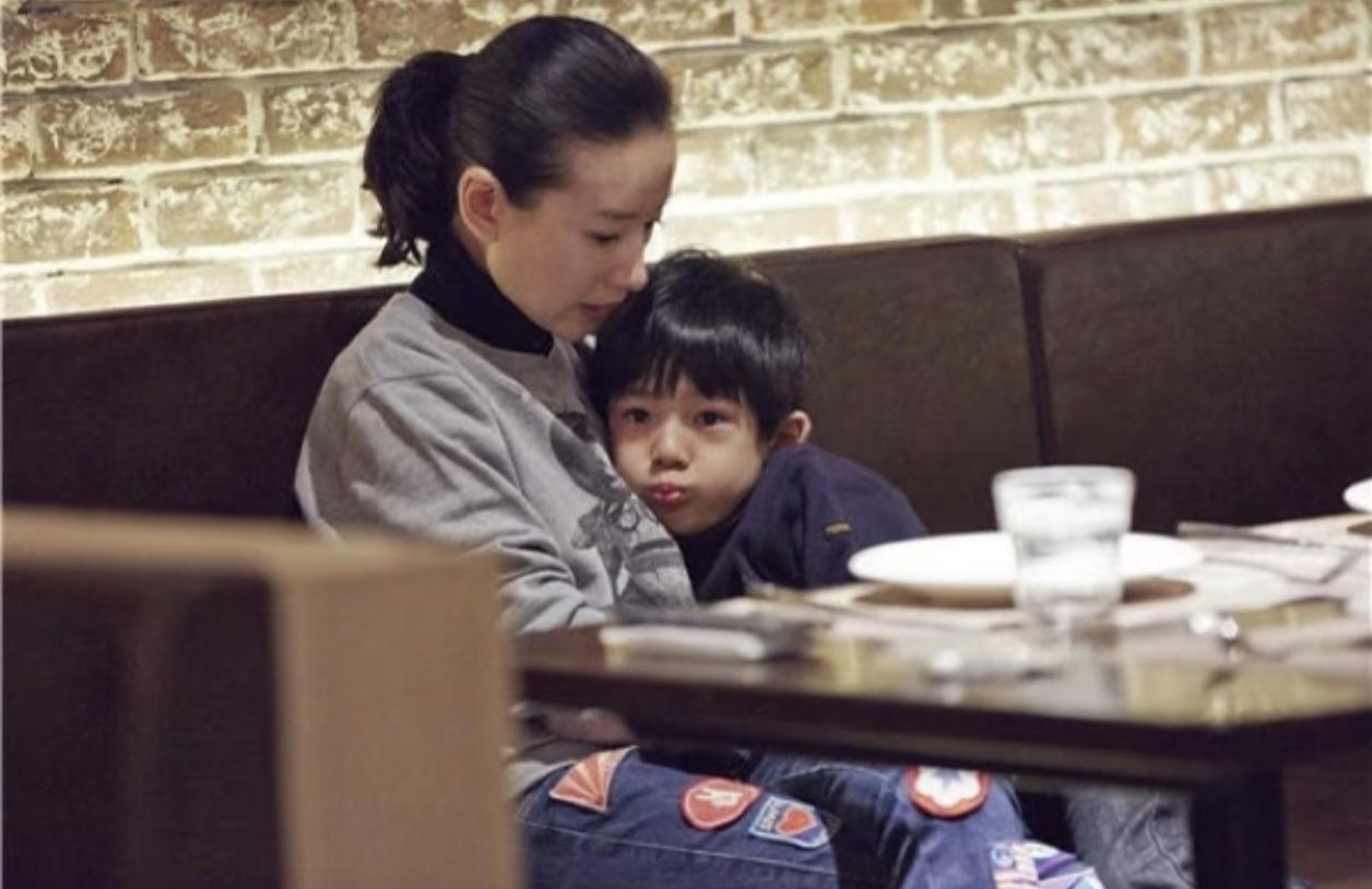 董洁如今的状态，给所有女人提了个醒，那就是无论你身材再好，再漂亮，也一定要有气