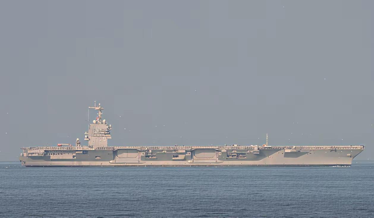CV-79肯尼迪号超级核动力航母，美军福特级的二号舰。不得不承认，福特级无论在外