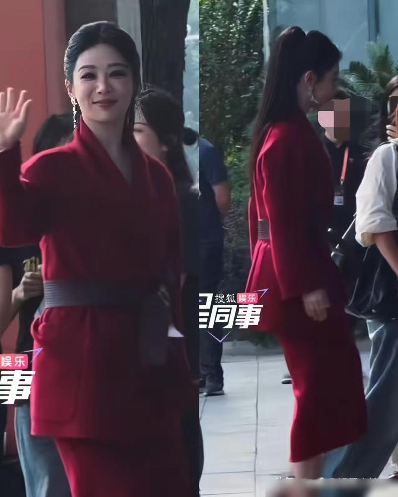 杨紫坐第二排，网友先炸了。金鹰提名表彰内场图流出，第一排是宋佳、胡歌、闫妮、于和伟。杨紫在第二排，旁