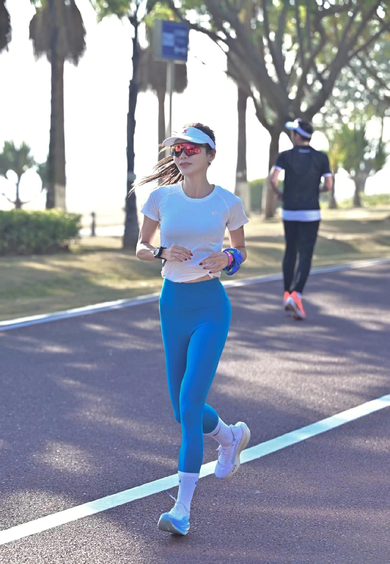 5公里，看似很简单，但是跑过的朋友都知道，能不停歇的一次性跑完5公里，就超越了9