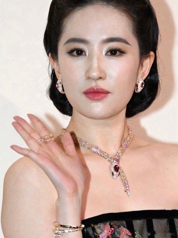 美国男人的雄壮