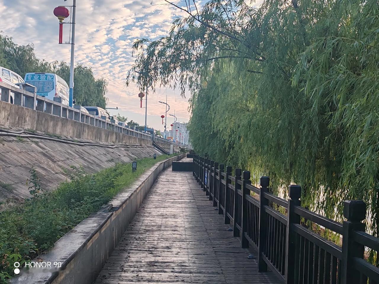 教育事业发展的瓶颈在哪里?教育事业发展的瓶颈还真不少。教育资源分配不