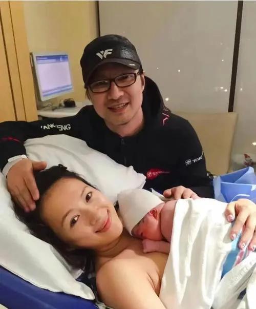 某明星投资巨亏70亿，猜猜他是谁？某明星买理财产品亏了70亿，一开始本金13亿