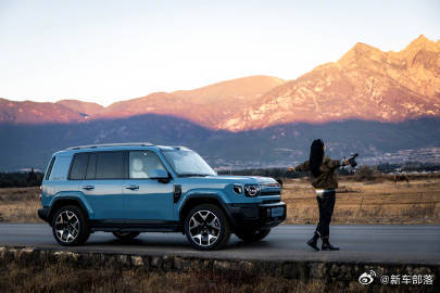 硬派方盒子也能玩明白高阶智驾了iCARV27上市，把硬派方盒子和全场景智驾捏到