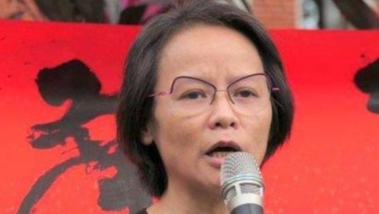 “民进党给共产党提鞋都不配！”台北一女中语文老师区桂芝曾痛批“108课纲”，对比