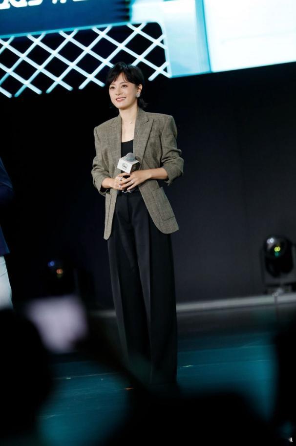 娘娘太美啦！！！终于见到娘娘啦✨孙俪严选全新QQ3摩登版​​​
