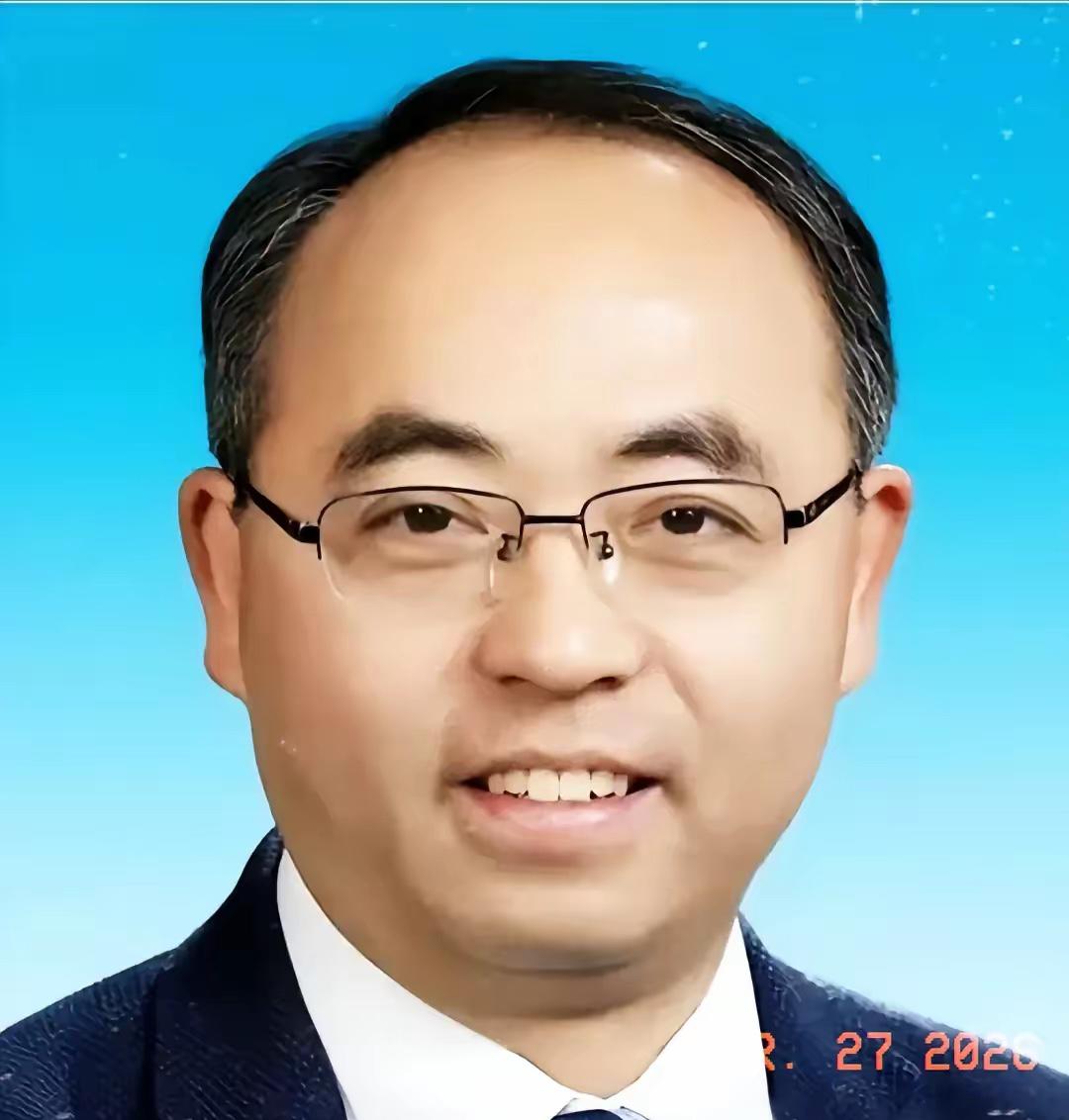 逐利不是错，但把国运当买卖，就是彻头彻尾的坏。商场里精明的老板不少，但敢跟国法