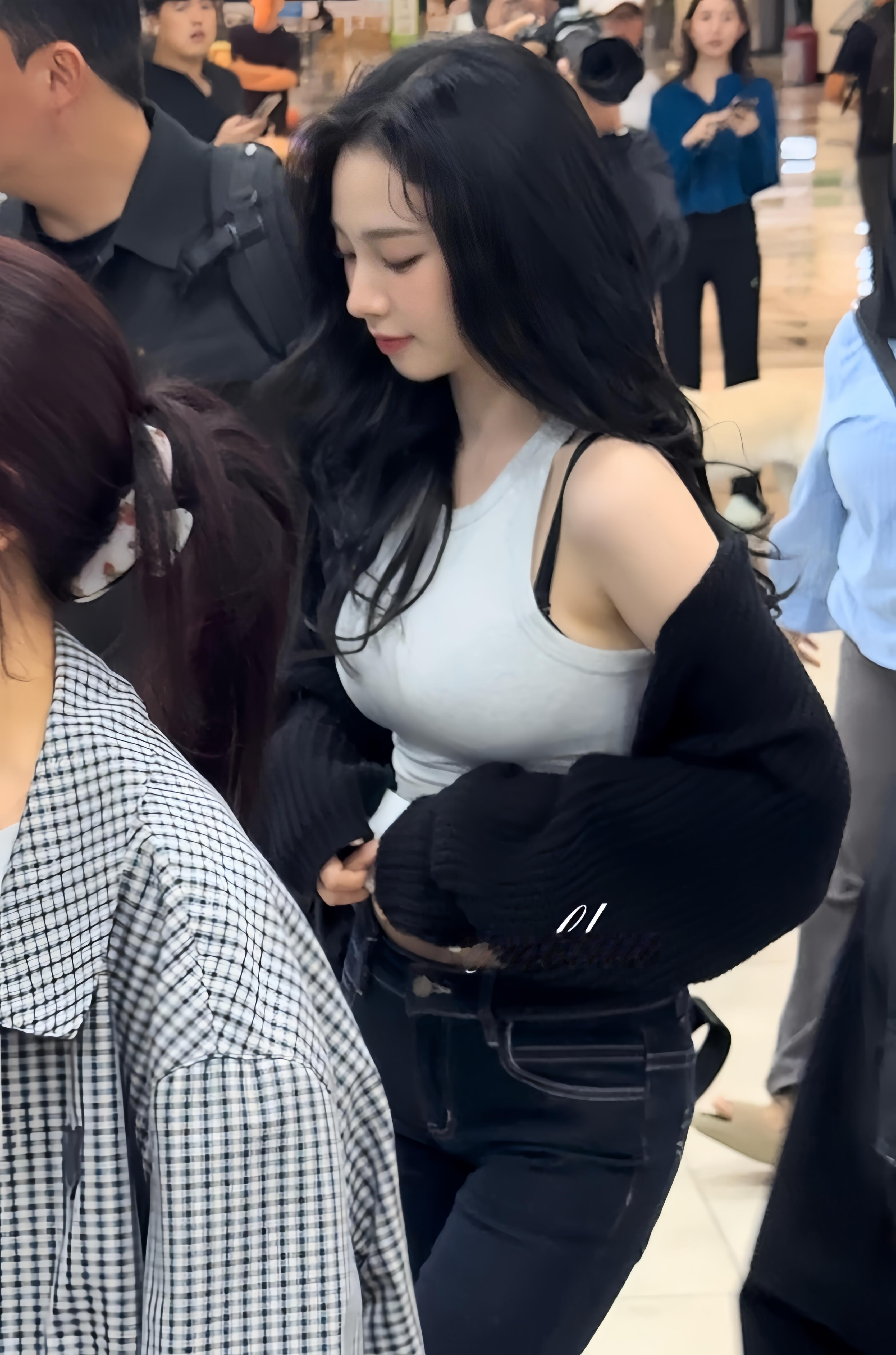 aespa明天回归【柳智敏】女人味最恰到好处的美丽身材