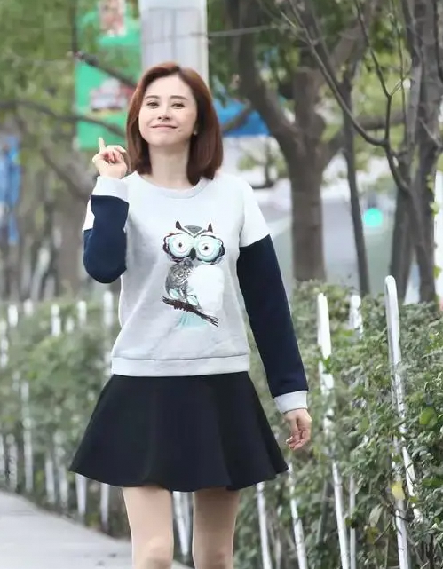 TVB“最美小师妹”何美钿：从灵动少女到饰演妈妈角色的转变