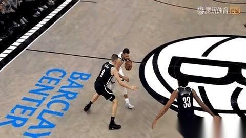 球都落地了，弹了两下，你告诉我这叫“提前犯规”？全场，包括对手，都以为稳稳的3