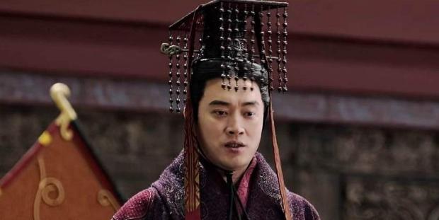 赵悼襄王赵偃为何要赶走廉颇?他有哪些作为?公元前245年，赵国都城邯郸的王宫