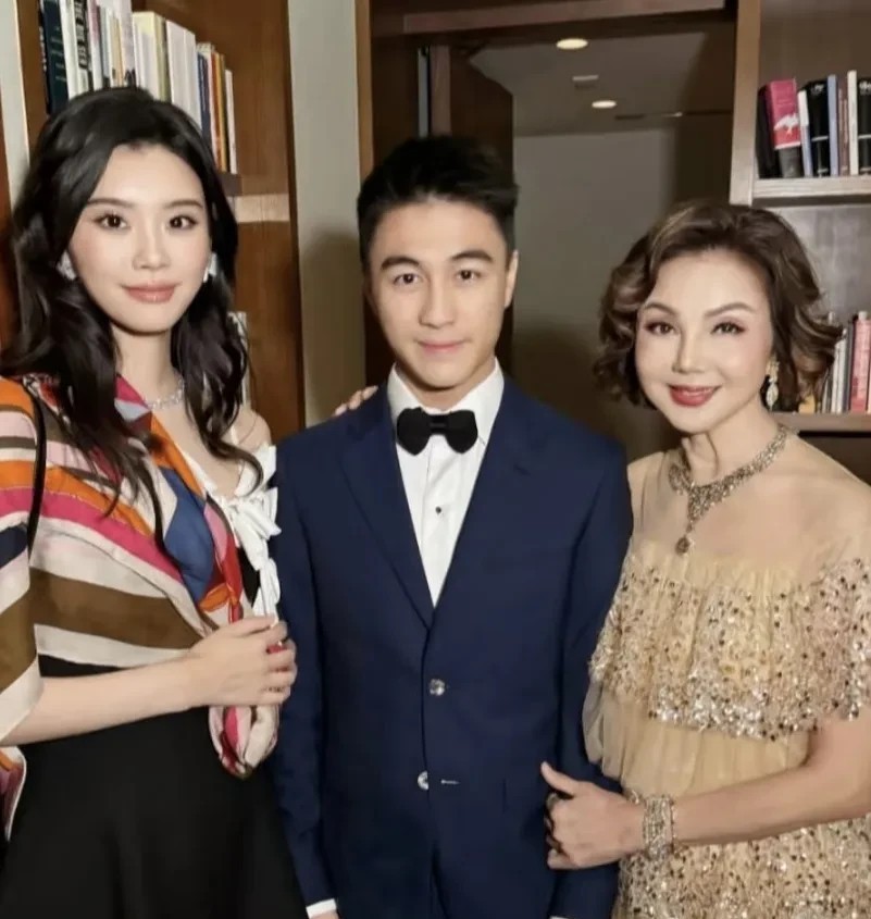 奚梦瑶何猷君孩子都两个了，为什么还不办婚礼，他们俩之前节目里说过，小明不想要婚礼