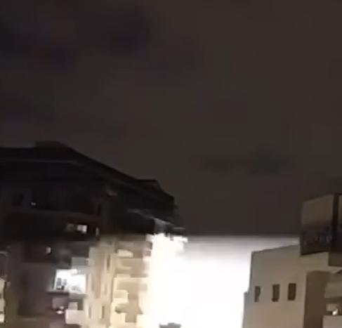 这两天在网上交流的过程中，发现很多人有这样一个观点，就是认为以色列城市中很多惨烈